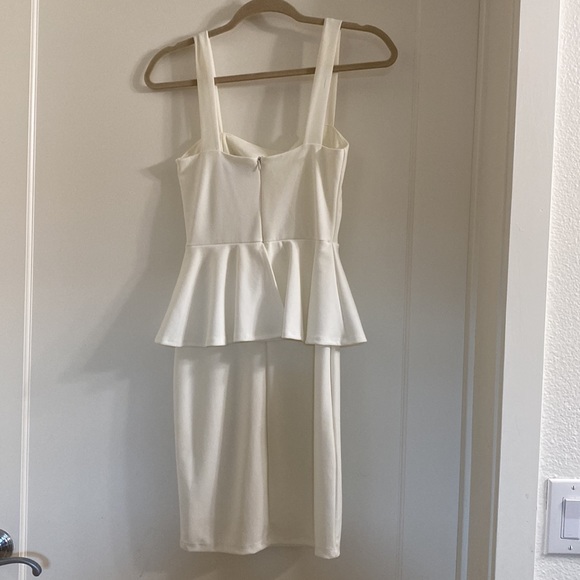 Beautiful White Dress - Picture 3 of 5